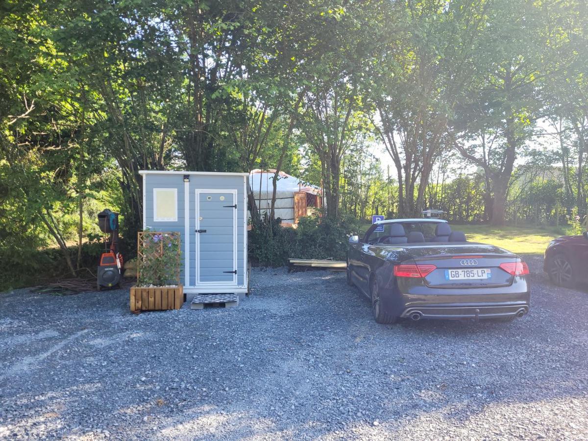 Clos Des Monts Luxury tent Saint-Martin-des-Besaces